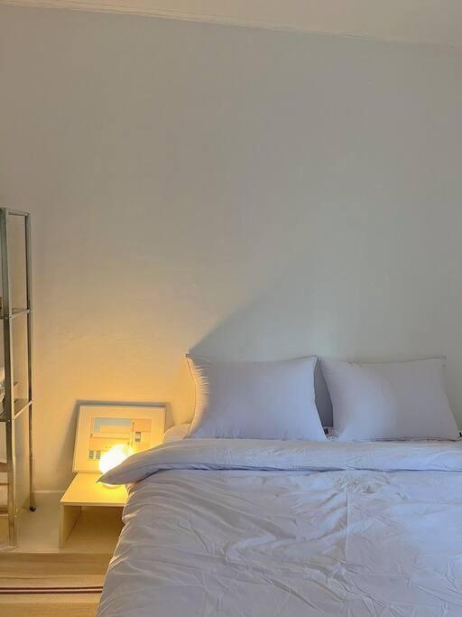 Cherry House In Hongdae Apartment *